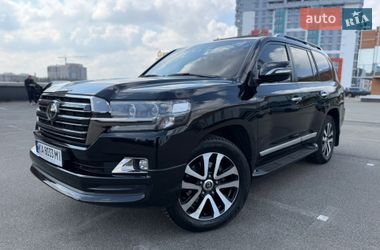 Внедорожник / Кроссовер Toyota Land Cruiser 2018 в Киеве