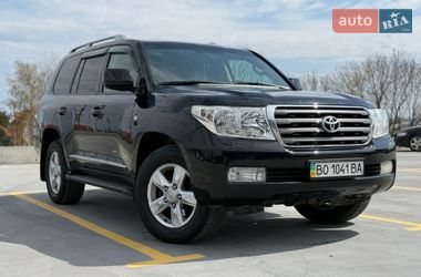 Позашляховик / Кросовер Toyota Land Cruiser 2011 в Тернополі