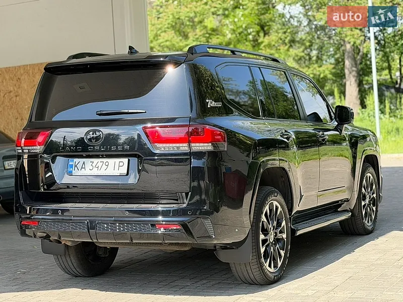 Toyota Land Cruiser 2021 VIN JTMAAABJ504007340 фото оголошення 15 з 87