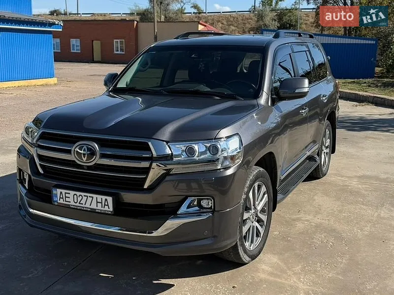 Toyota Land Cruiser