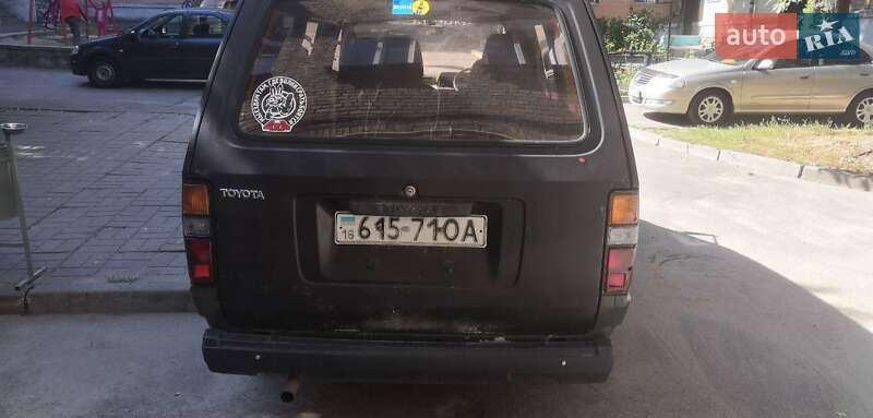 Минивэн Toyota LiteAce 1983 в Киеве