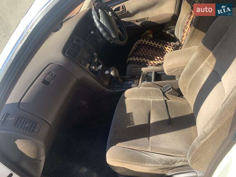 Седан Toyota Mark II 1993 в Одессе