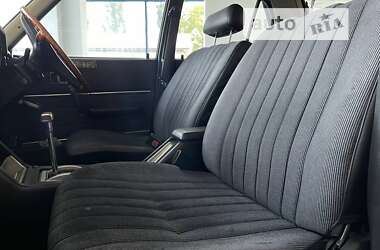 Седан Toyota Mark II 1979 в 