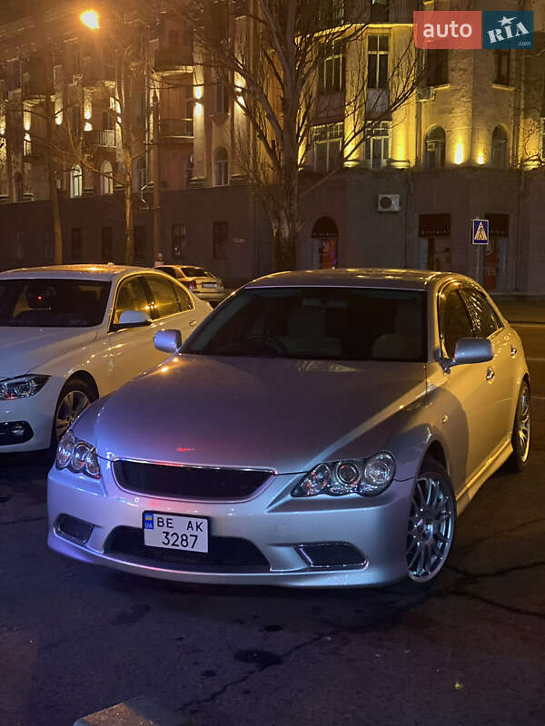 Toyota Mark II 2006