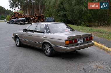 Седан Toyota Mark II 1987 в 