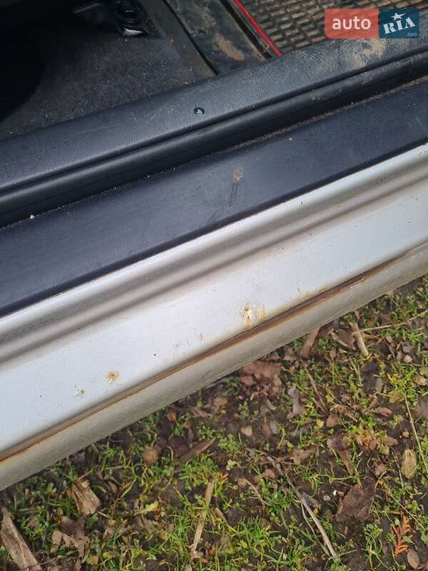 Хетчбек Toyota Matrix 2004 в Чернівцях