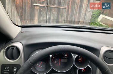 Хэтчбек Toyota Matrix 2005 в 