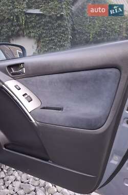 Хэтчбек Toyota Matrix 2003 в 