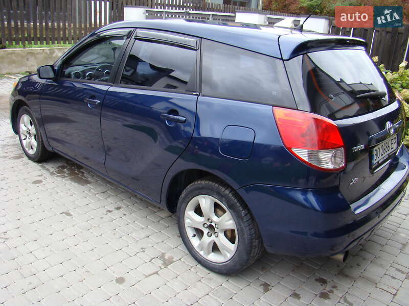 Хетчбек Toyota Matrix 2004 в Чорткові