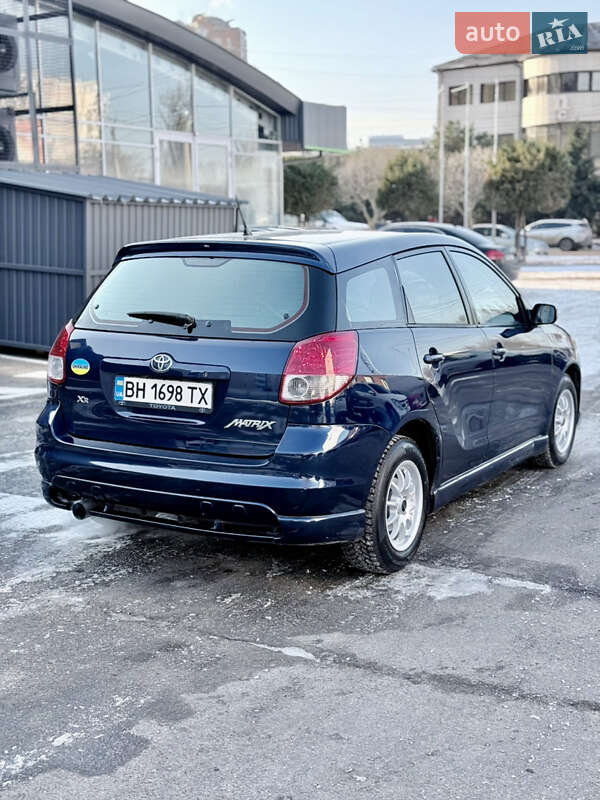 Хэтчбек Toyota Matrix 2003 в Одессе