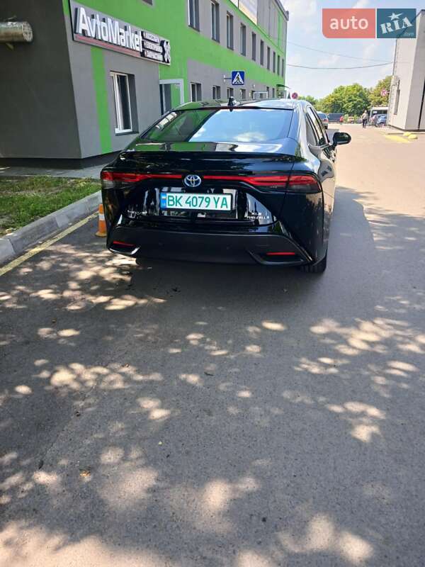 Седан Toyota Mirai 2022 в Рівному фото 20 Седан Toyota Mirai 2022 в Рівному