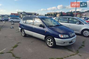 Мінівен Toyota Picnic 1997 в 