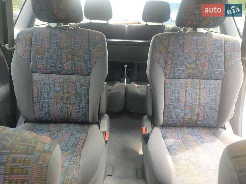 Мінівен Toyota Picnic 1998 в Львові