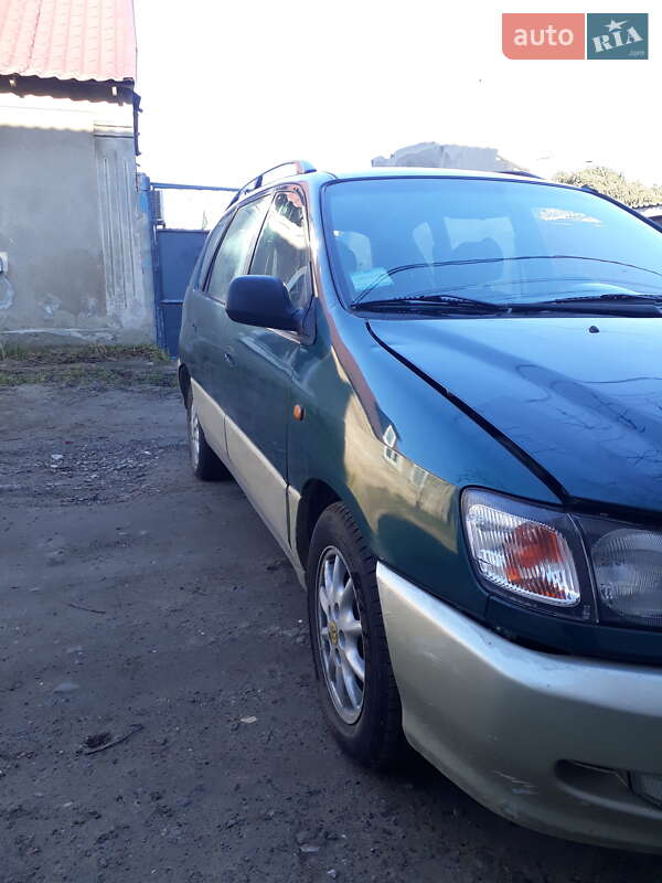 Минивэн Toyota Picnic 1997 в Белгороде-Днестровском