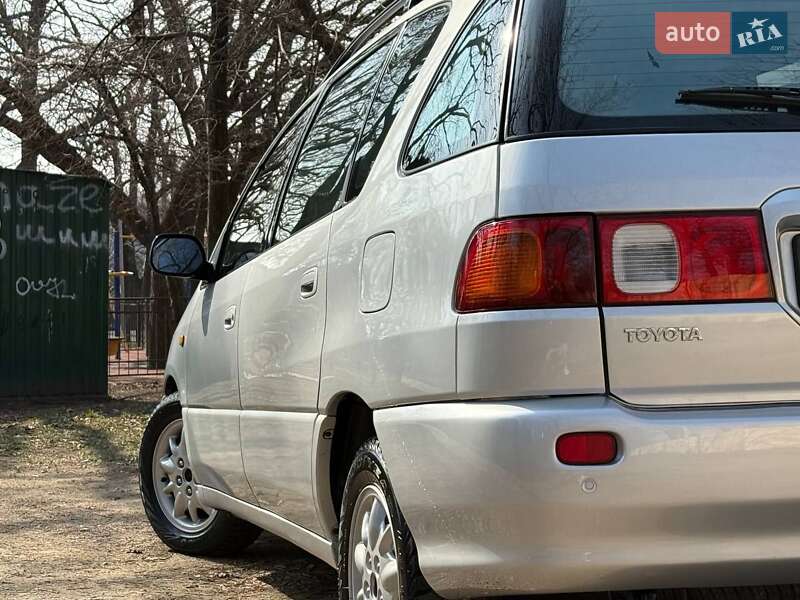 Мінівен Toyota Picnic 1997 в Одесі