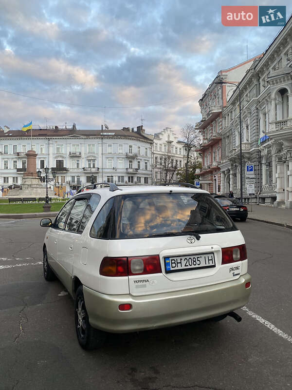 Мінівен Toyota Picnic 1997 в Одесі фото 7 Мінівен Toyota Picnic 1997 в Одесі