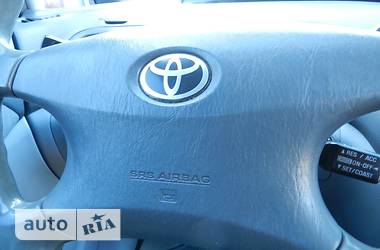 Минивэн Toyota Previa 2003 в 