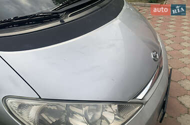 Мінівен Toyota Previa 2004 в 