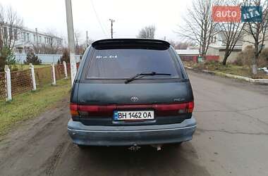 Минивэн Toyota Previa 1990 в 