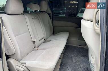 Минивэн Toyota Previa 2008 в 