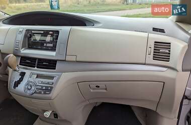 Мінівен Toyota Previa 2008 в 
