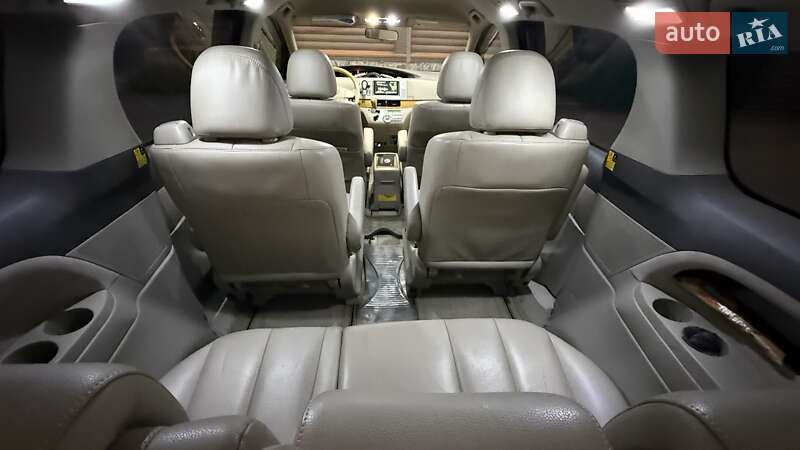 Минивэн Toyota Previa 2007 в Борисполе фото 88 Минивэн Toyota Previa 2007 в Борисполе