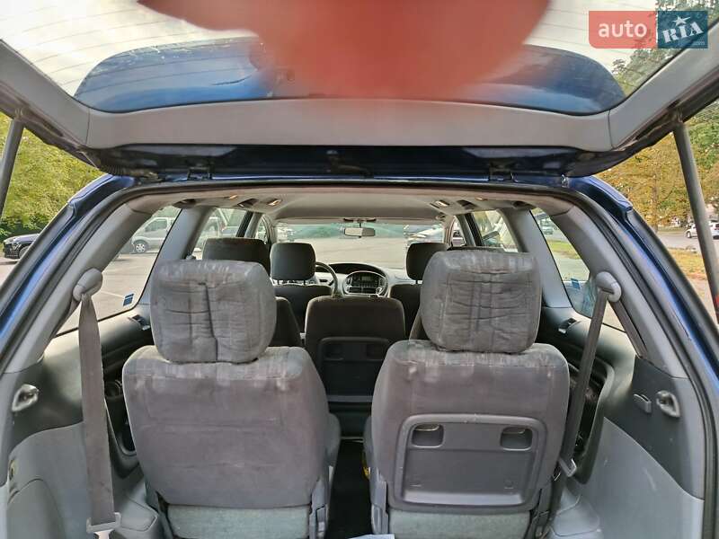 Минивэн Toyota Previa 2001 в Виннице