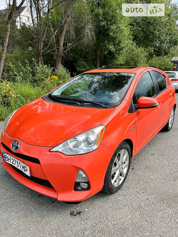 Toyota Prius C 2013