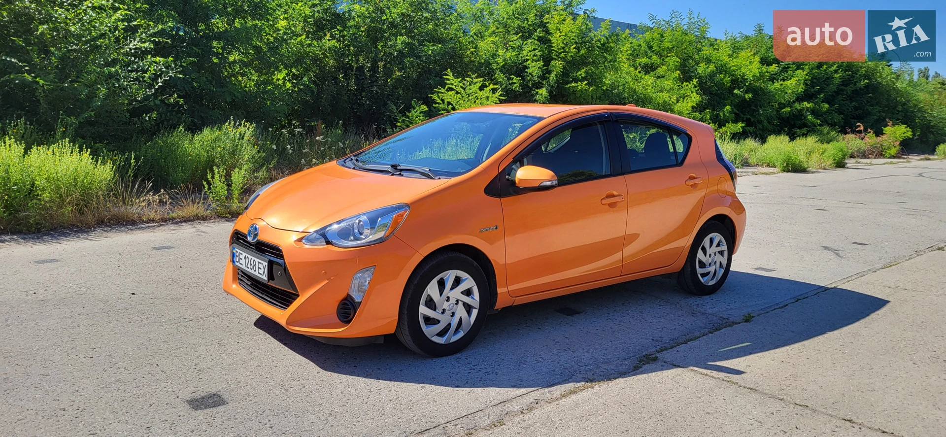 2015 Toyota Prius c - мініатюра 2