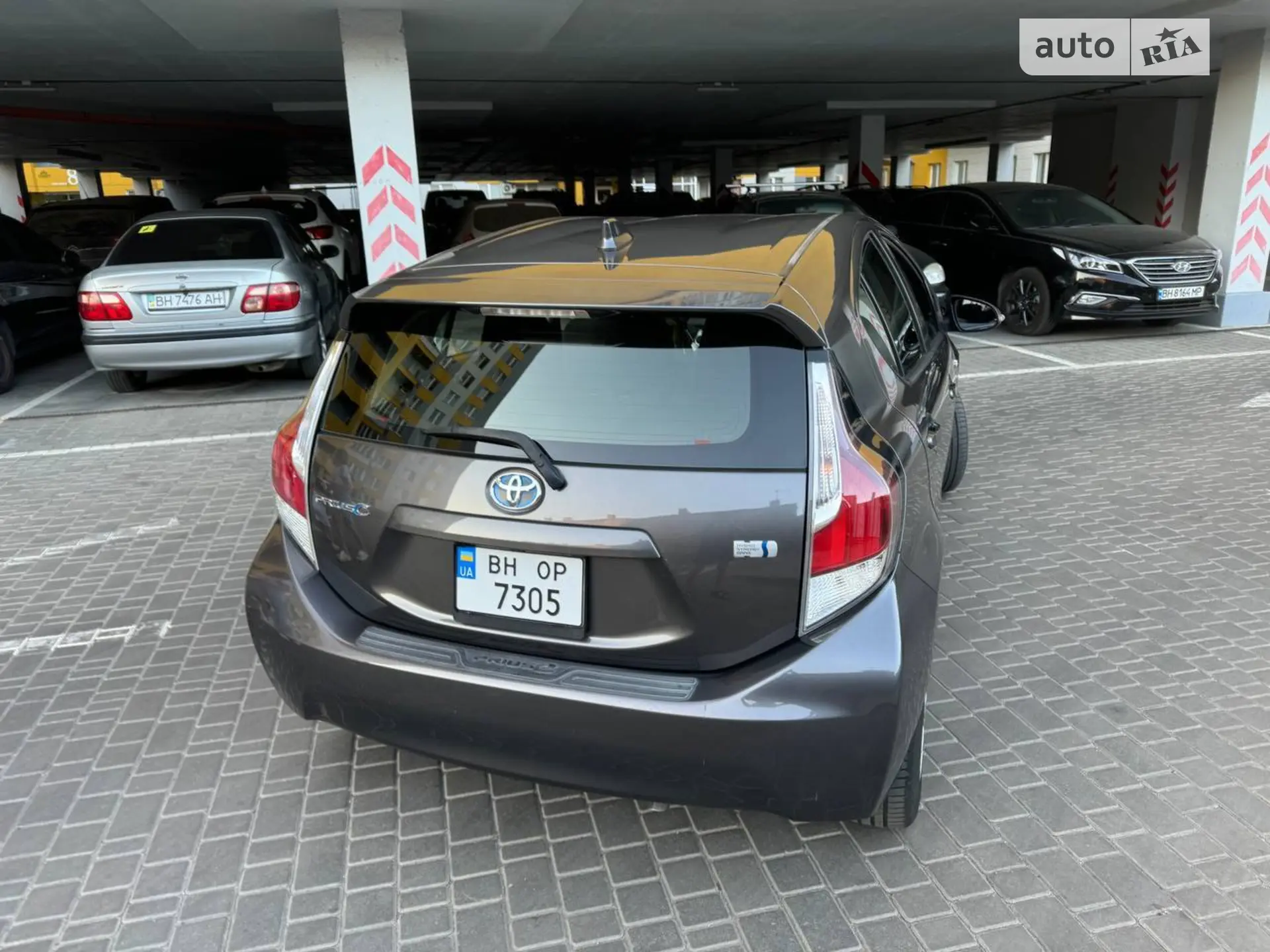 2015 Toyota Prius c - мініатюра 5
