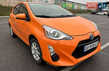 Хетчбек Toyota Prius C 2015 в Вінниці