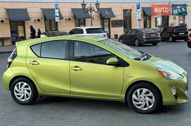 Хэтчбек Toyota Prius C 2015 в Одессе