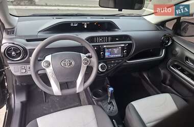 Хетчбек Toyota Prius C 2016 в Вінниці