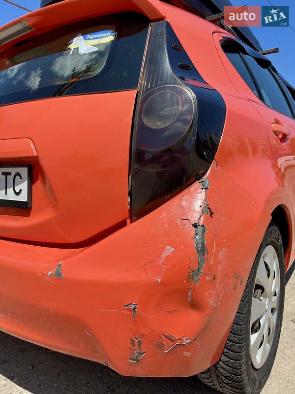 Хетчбек Toyota Prius C 2014 в Одесі
