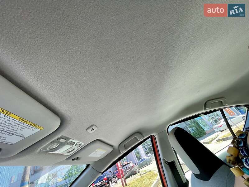 Хетчбек Toyota Prius C 2014 в Одесі