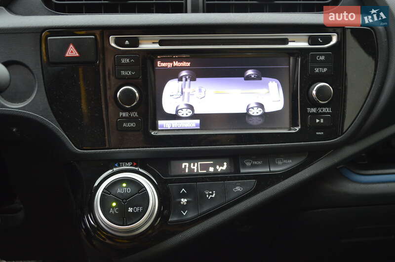 Хетчбек Toyota Prius C 2012 в Одесі