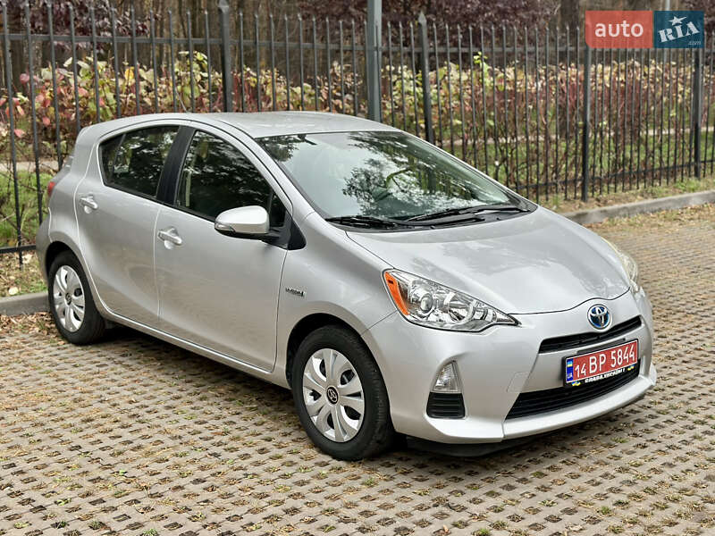 Хэтчбек Toyota Prius C 2014 в Киеве фото 54 Хэтчбек Toyota Prius C 2014 в Киеве