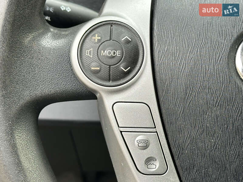 Хэтчбек Toyota Prius C 2014 в Киеве фото 46 Хэтчбек Toyota Prius C 2014 в Киеве