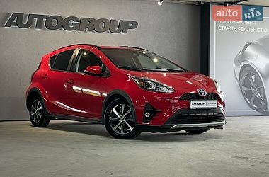 Хетчбек Toyota Prius C 2018 в Одесі