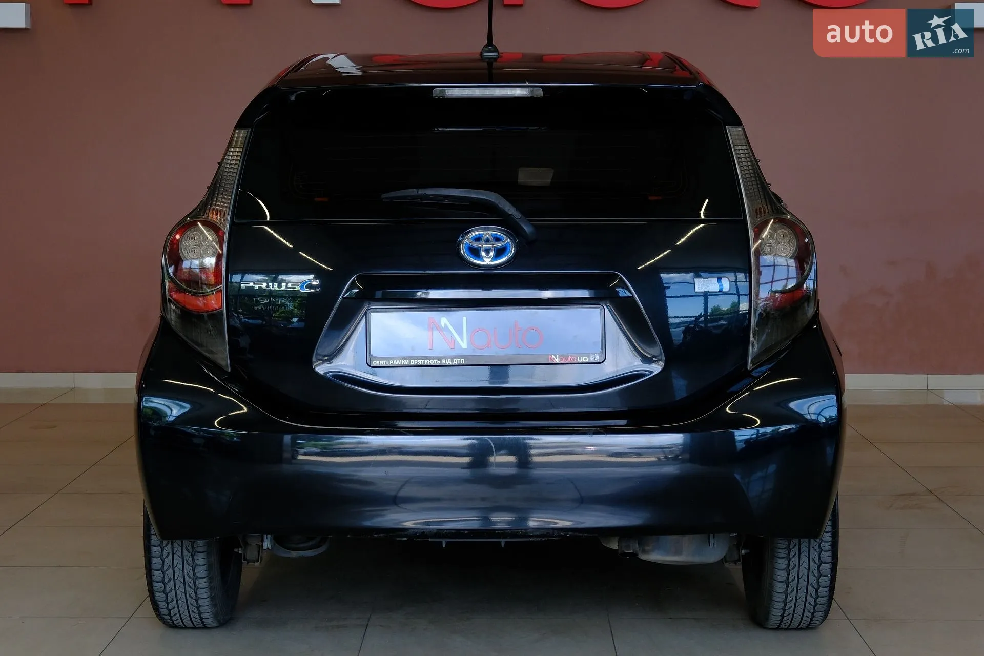 2013 Toyota Prius c - мініатюра 11