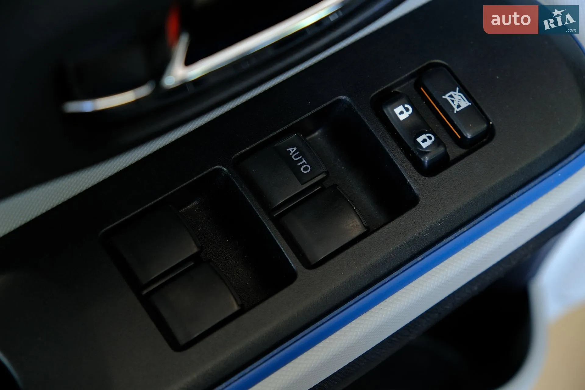 2013 Toyota Prius c - мініатюра 21