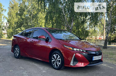 Хэтчбек Toyota Prius Prime 2018 в Киеве