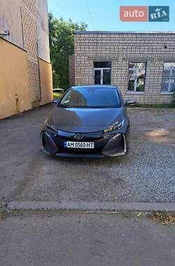 Хэтчбек Toyota Prius Prime 2020 в Житомире