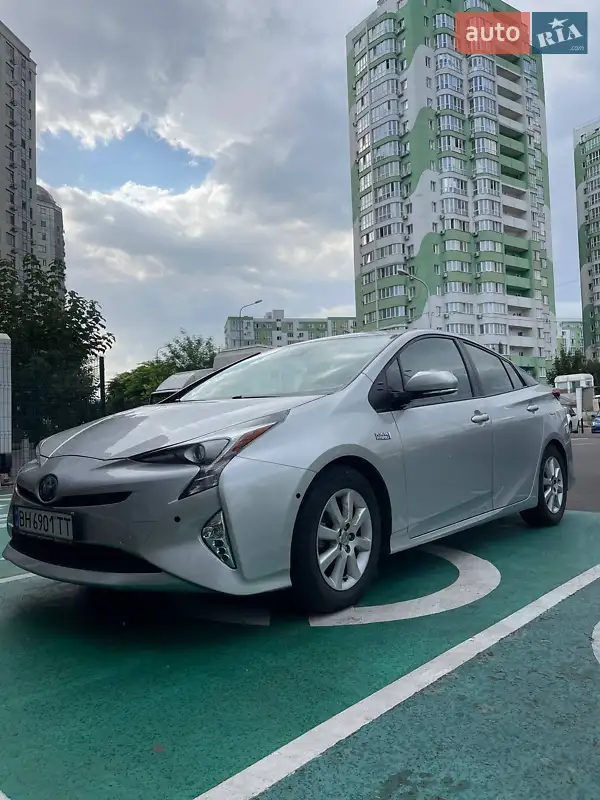 Toyota Prius Prime 2017 VIN JTDKARFP8H3033465 фото оголошення 8 з 61