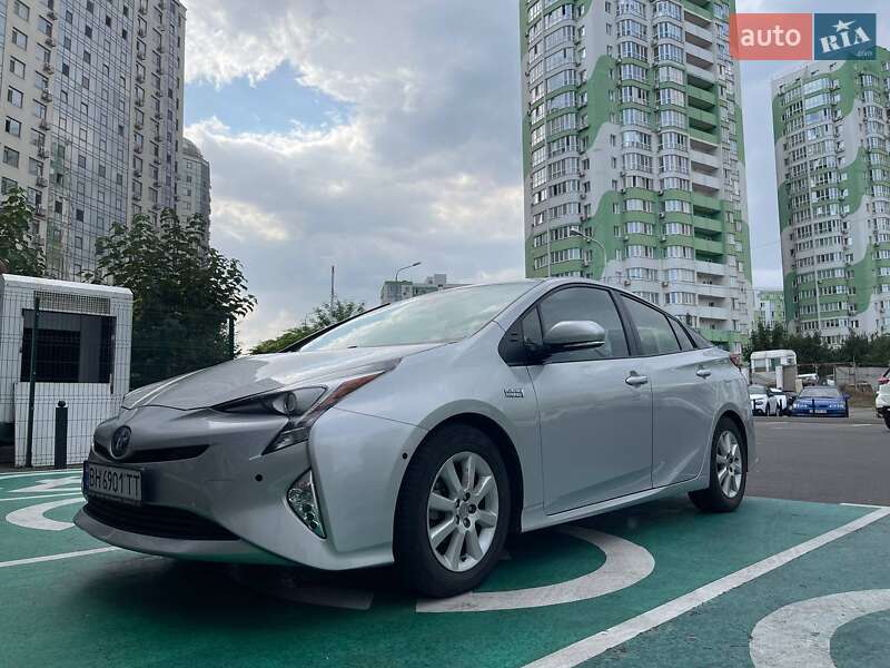 Хетчбек Toyota Prius Prime 2017 в Одесі