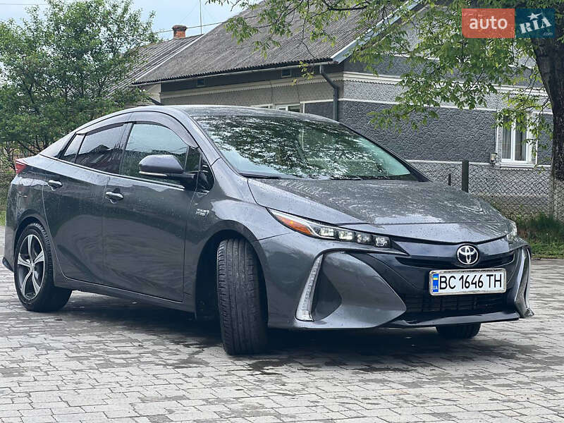 Хэтчбек Toyota Prius Prime 2019 в Самборе
