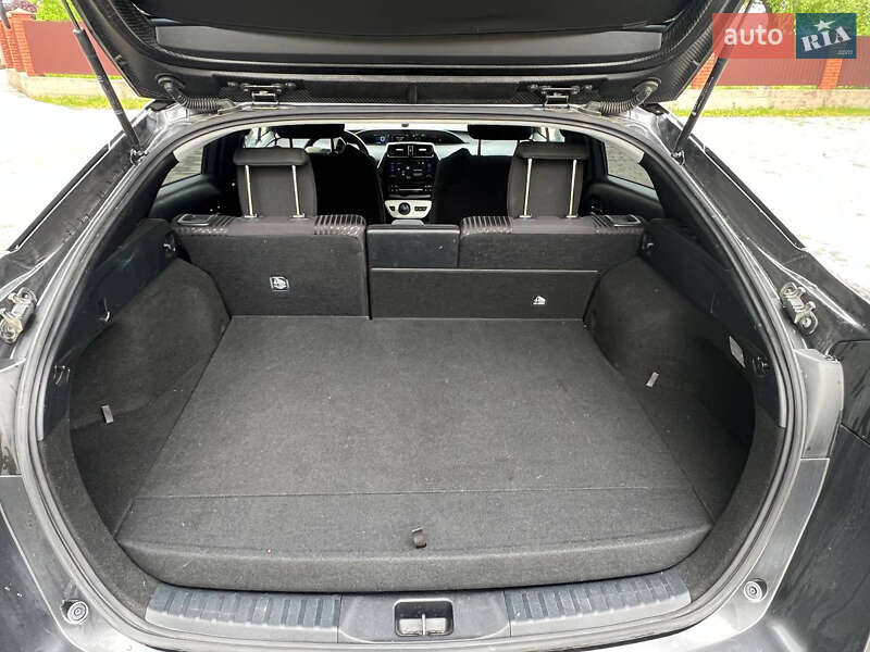 Хэтчбек Toyota Prius Prime 2019 в Самборе