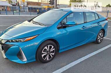 Хэтчбек Toyota Prius Prime 2017 в Одессе