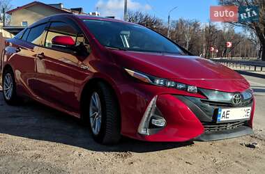 Хетчбек Toyota Prius Prime 2017 в Дніпрі