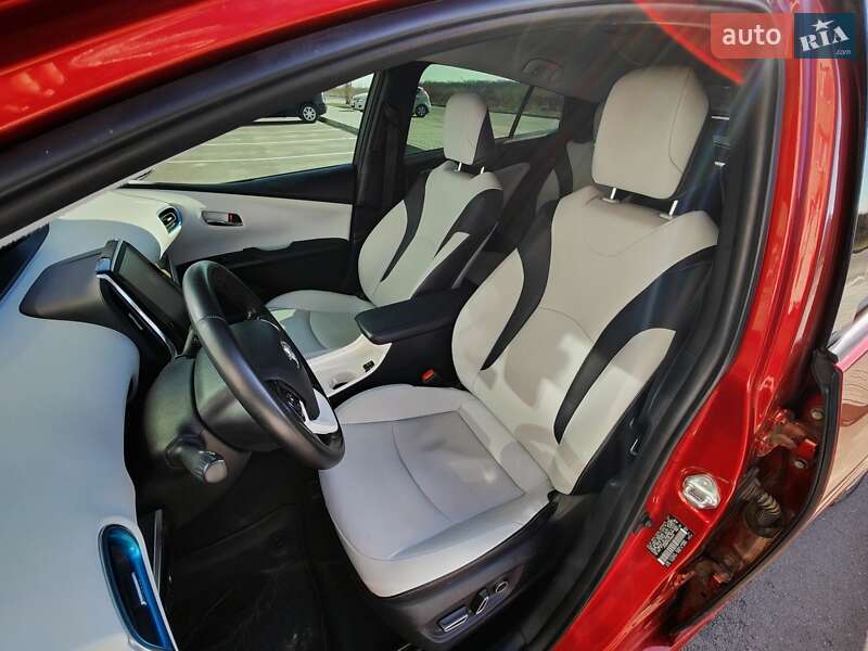 Хетчбек Toyota Prius Prime 2017 в Вінниці